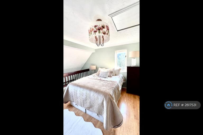 2 bedroom house in Ladygrove Drive, Guildford, GU4 (2 bed) (#2617531)