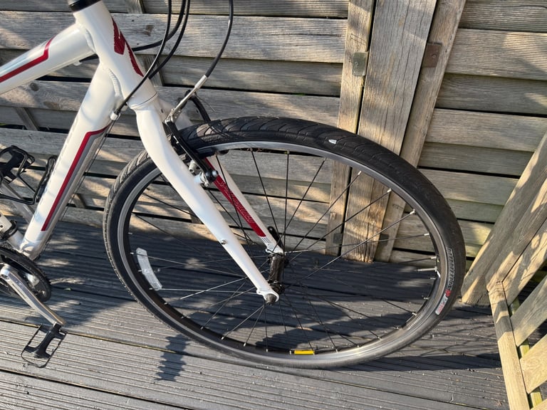 Specialized Vita Hybrid Woman’s / girls bike