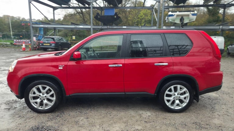 2014 Nissan X-Trail 2.0 dCi n-tec+ 4WD Euro 5 5dr ESTATE Diesel Manual
