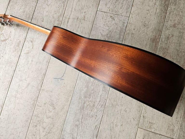 Yamaha FG700MS Solid top, Low Action acoustic guitar