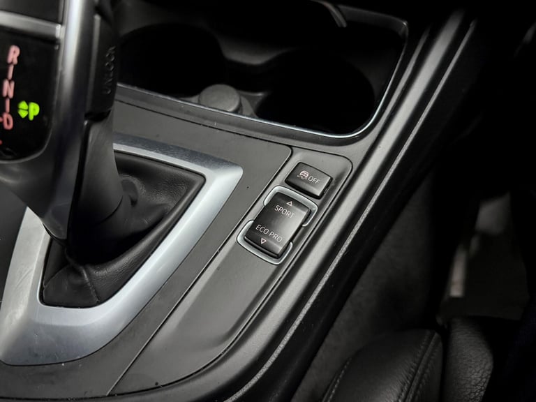 2019 BMW 3 Series 320i M Sport Shadow Edition Saloon SALOON Petrol Automatic