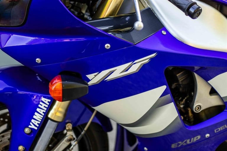 Yamaha YZF-R1 ORIGINAL ! LOW MILES ! COLLECTOR