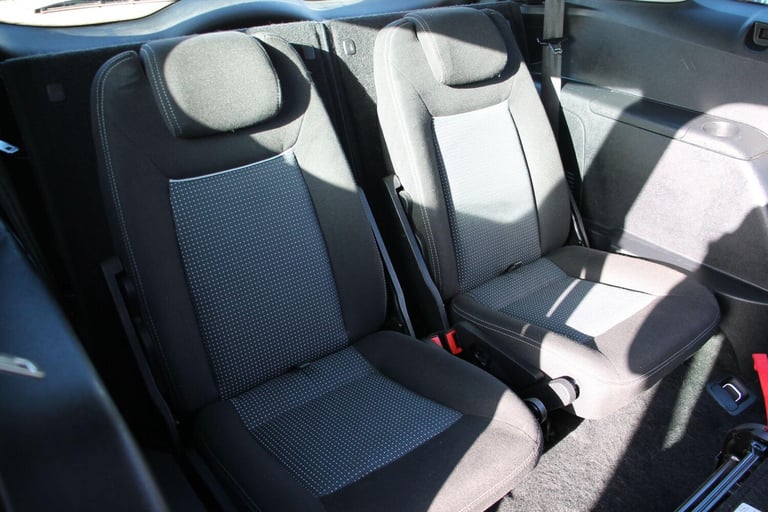 2014 Ford S-Max 1.6 TDCi Zetec Euro 5 (s/s) 5dr MPV Diesel Manual