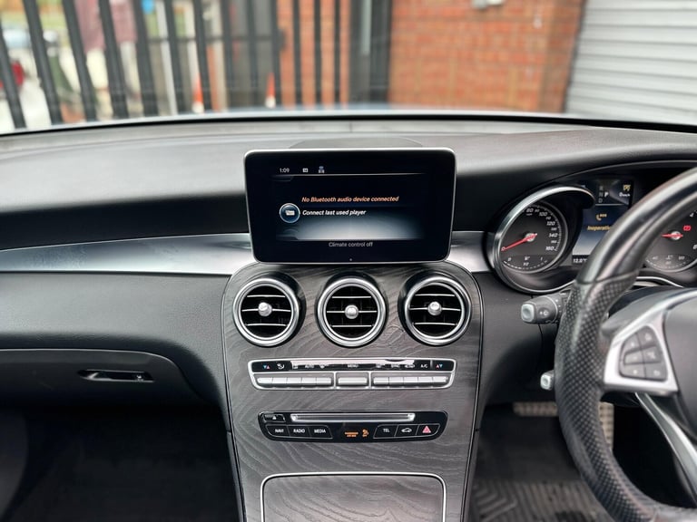 2017 Mercedes-Benz GLC 2.1 GLC220d AMG Line (Premium Plus) G-Tronic 4MATIC Euro 6 (s/s) 5dr ESTAT...