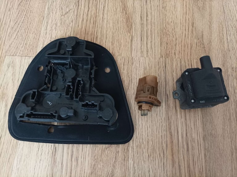 image for FREE JOBLOT VW VOLKSWAGEN GOLF MK3 COIL PACK + REAR BULB HOLDER + NEUTRAL SAFETY AUTOMATIC SWITCH