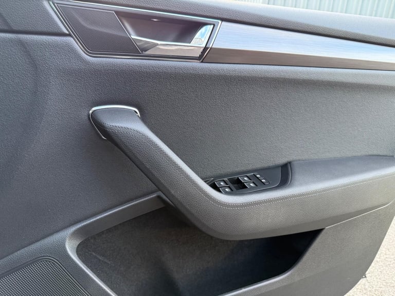 2020 Skoda Superb 2.0 TSI SE L DSG Euro 6 (s/s) 5dr HATCHBACK Petrol Automatic