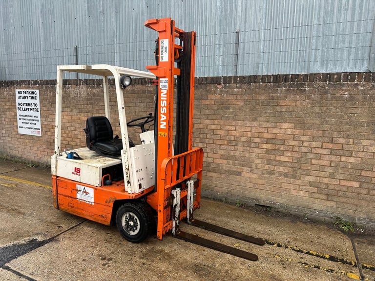 Nissan 1.5t electric forklift