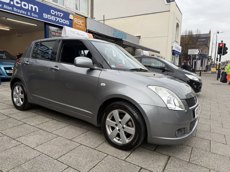 SUZUKI SWIFT 1.5 SZ4 2010