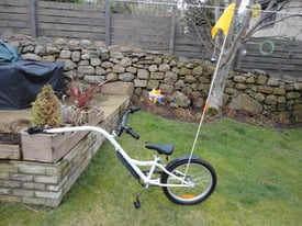 Revolution folding trail a bike, tag along suitable from age 4 to 8 approx 20 inch wheel