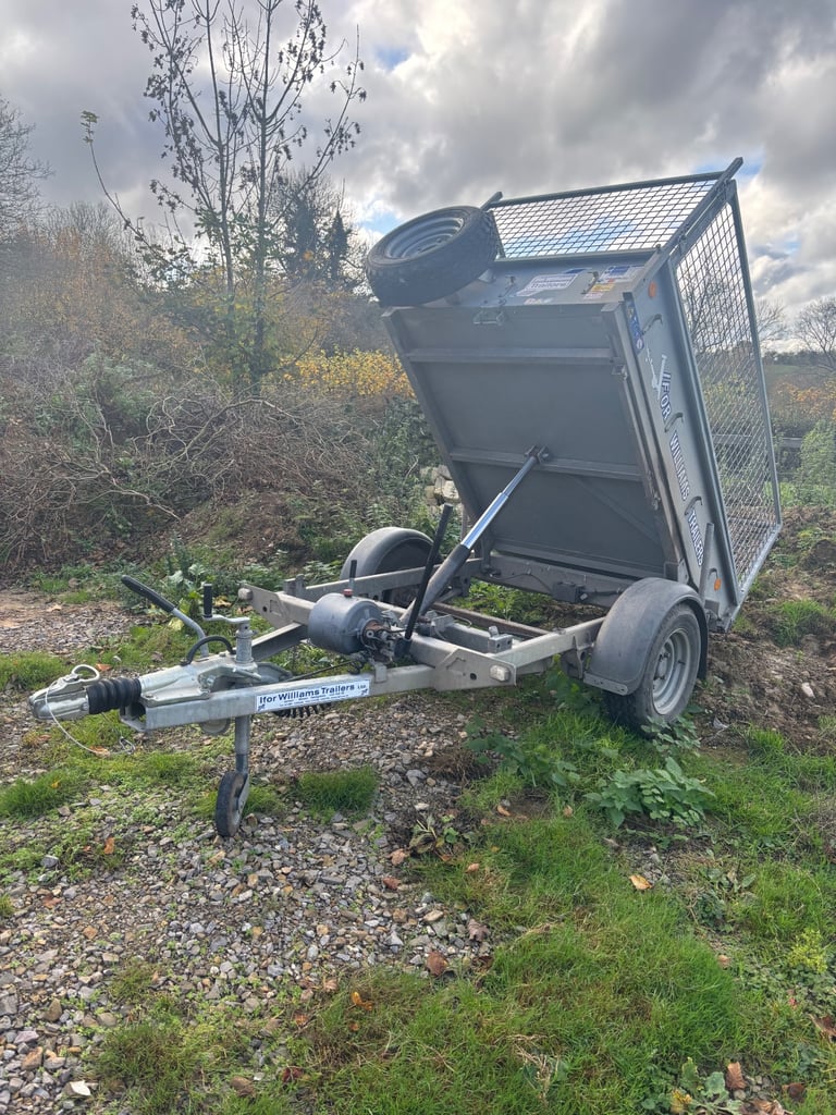 Ifor Williams TT2012 Tipping Trailer Braked Good Condition