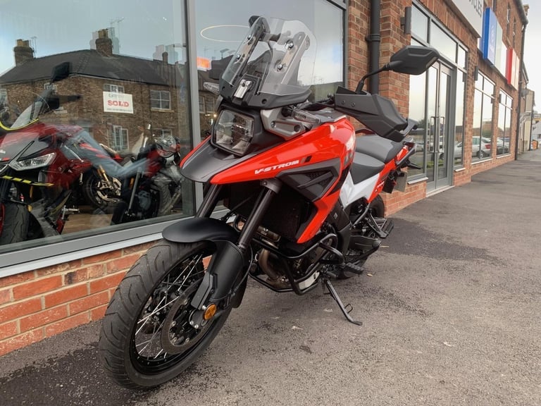 Suzuki DL 1050 V-STROM - 3652 miles - 2 YEAR WARRANTY