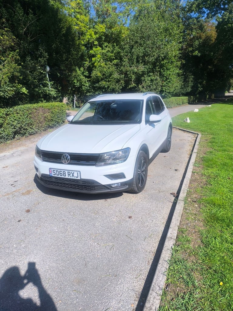 Volkswagen, TIGUAN, Estate, 2018, Manual, 1968 (cc), 5 doors