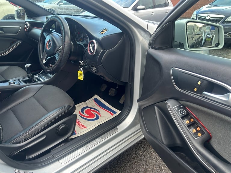 2014 Mercedes-Benz A-Class A180 BlueEFFICIENCY SE 5dr HATCHBACK Petrol Manual