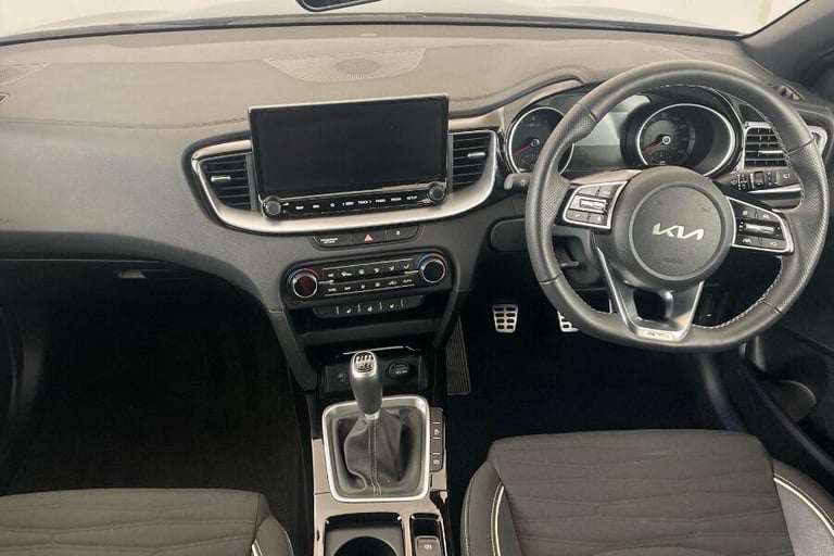 2025 Kia Ceed 1.5T GDi ISG 138 GT-Line 5dr HATCHBACK PETROL Manual