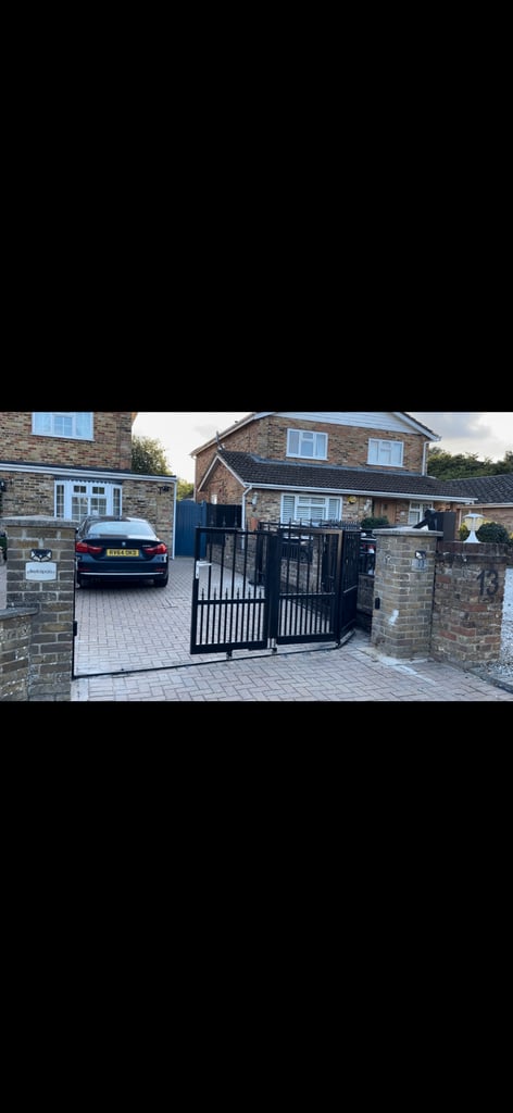 AUTOMATIC GATES