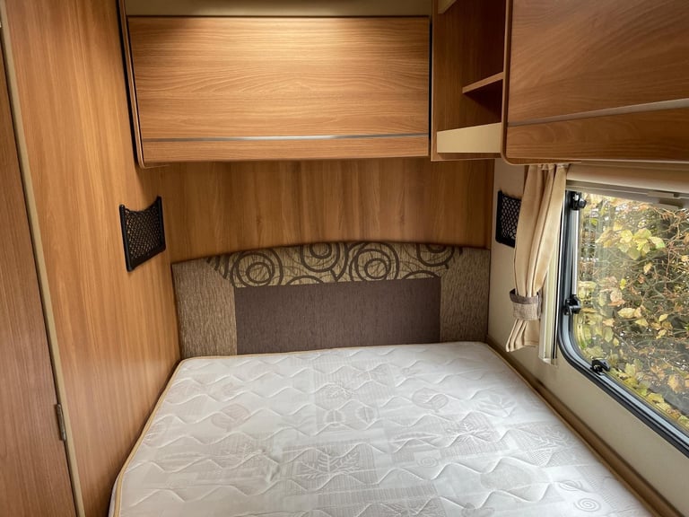 Swift Lifestyle 664 - 2012 - 4 Berth - Fixed Bed Motorhome For Sale