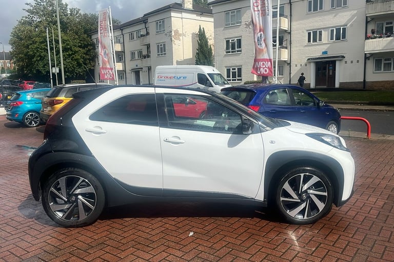  Toyota Aygo X 1.0 Vvt I Edge Hatchback 5dr Petrol X Shift Euro 6 s/s 72 Ps