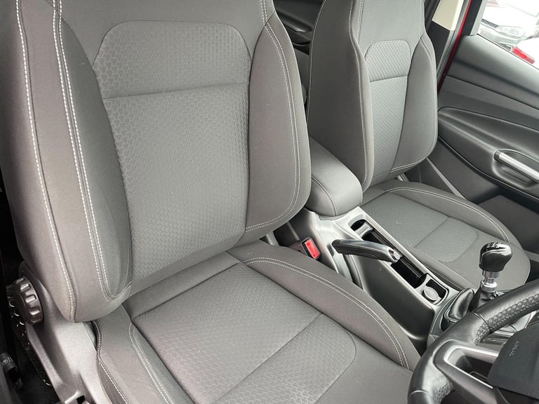 2018 Ford Kuga 2.0 TDCi EcoBlue Zetec AWD Euro 6 (s/s) 5dr HATCHBACK Diesel Manual