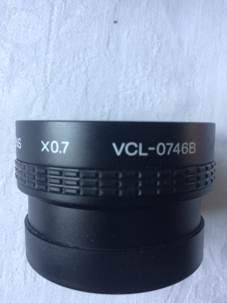 SONY Wide Conversion Lens X0.7 VCL-0746B