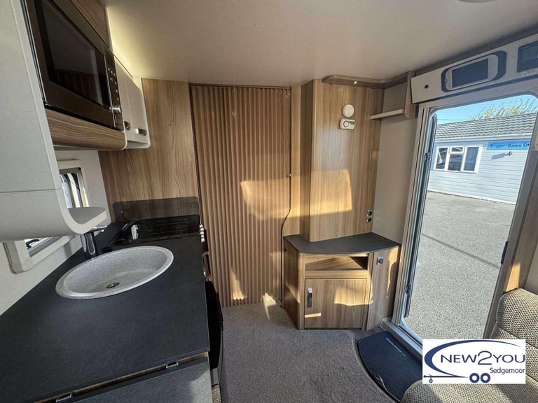 2020 Swift Coastline M4 SB 4 Berth TRANSEVERSE BED Caravan - STOCK NO S090