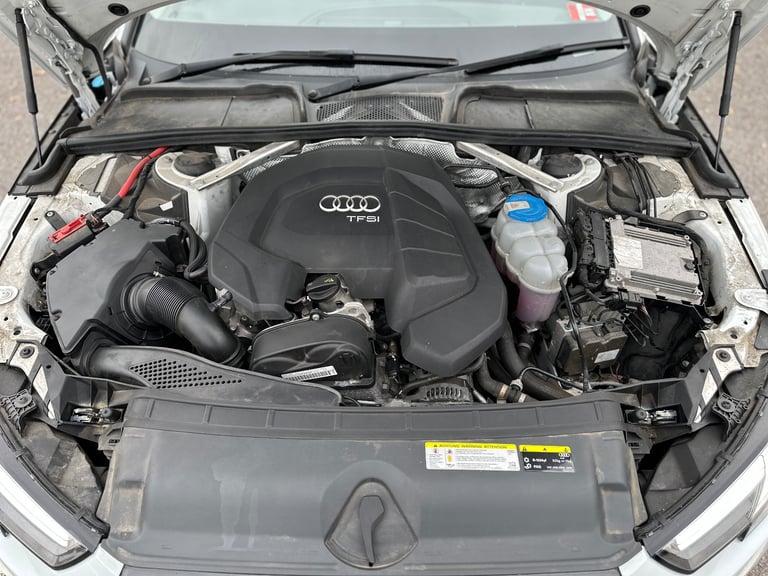 Audi, A4, Saloon, 2017, Manual, 1395 (cc), 4 doors