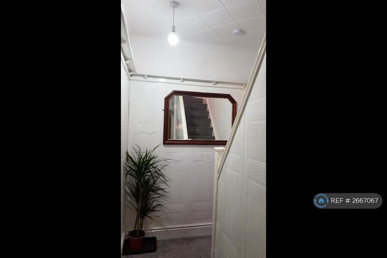 2 bedroom house in Norton Avenue, Stoke-On-Trent, ST6 (2 bed) (#2667067)