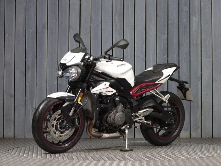 2018 18 TRIUMPH STREET TRIPLE 765 R LOW