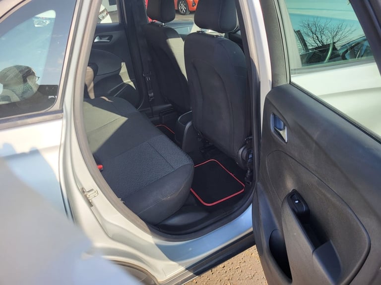 2019 Vauxhall Crossland X 1.2T ecoTec [110] SE 5dr [6 Speed] [S/S] HATCHBACK Petrol Manual
