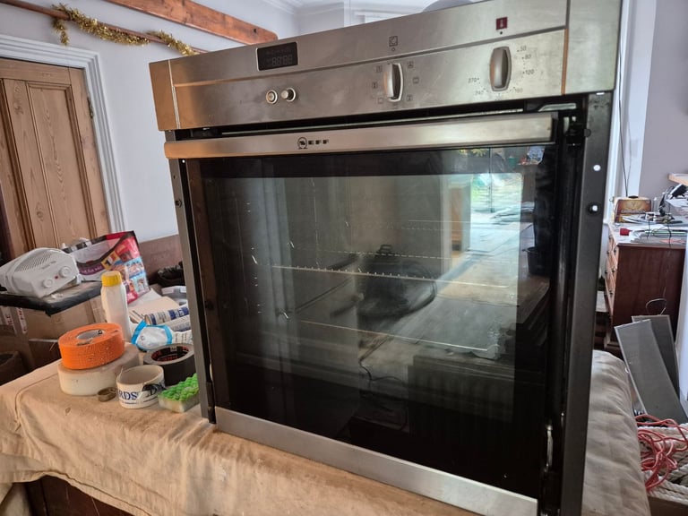 image for Neff fan oven. Clean and in excellent condition. 