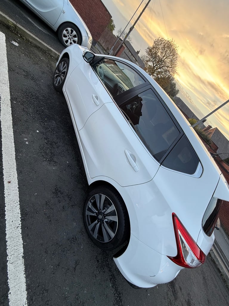 Nissan, PULSAR, Hatchback, 2016, Manual, 1461 (cc), 5 doors