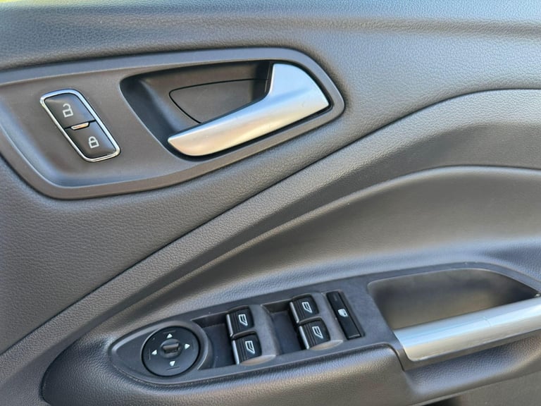 2016 Ford Kuga 2.0 TDCi EcoBlue Zetec Powershift AWD Euro 6 (s/s) 5dr HATCHBACK Diesel Automatic