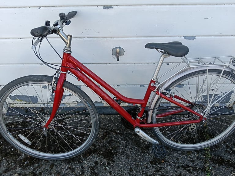 Ridgeback meteor ladies hybrid bike you won't be disappointed 👍👍