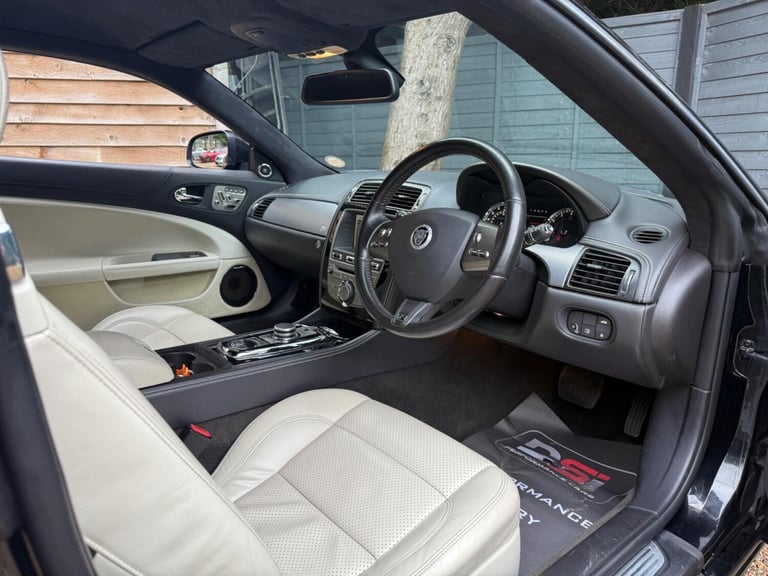 2009 Jaguar XKR 5.0 V8 Coupe 2dr Petrol Auto Euro 5 (510 ps) Coupe PETROL Manual