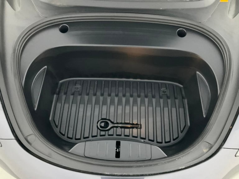 2021 Tesla Model 3 Long Range AWD 4dr Auto SALOON ELECTRIC Automatic