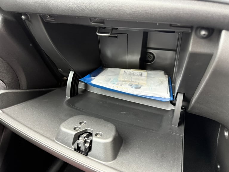 2024 Fiat 500 87kW Red 42kWh 3dr Auto Hatchback Electric Automatic