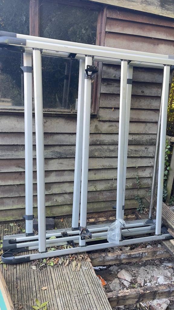 Ford Transit roof rack with roller bar 