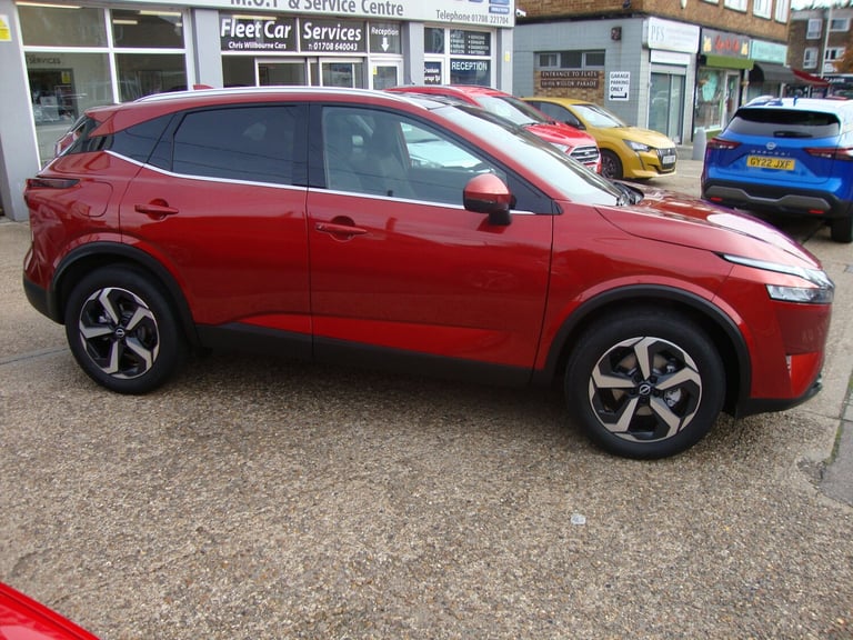 2022 Nissan Qashqai 1.3 DiG-T MH 158 N-Connecta 5dr Xtronic HATCHBACK Petrol Automatic