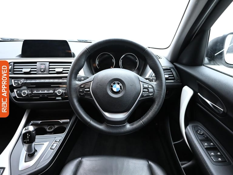 2025 BMW 1 Series 2.0 118d SE Hatchback 5dr Diesel Auto Euro 6 (s/s) (150 ps) Hatchback DIESEL Au...