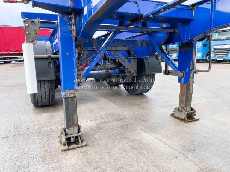 DENNISON SLIDING SKELETAL TRAILER 