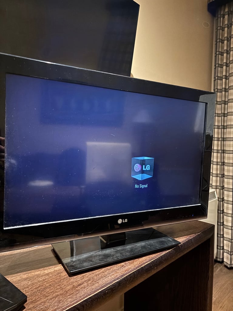 image for 32 Inch LG TV
