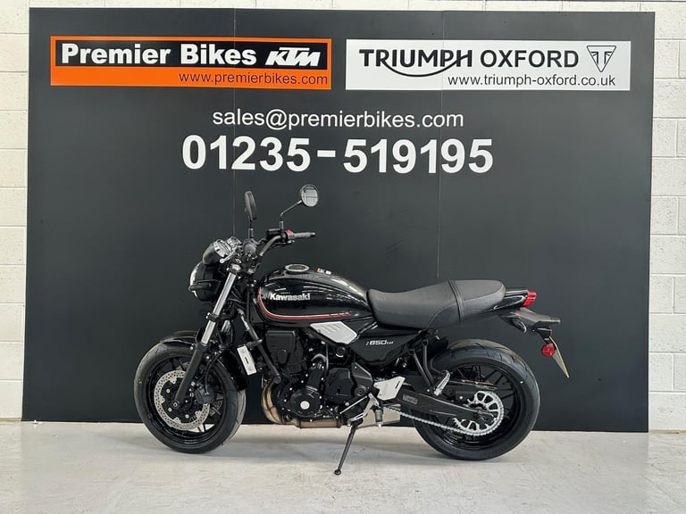 STUNNING ONE OWNER 2023/23 KAWASAKI Z650 RS MOTORCYCLE 