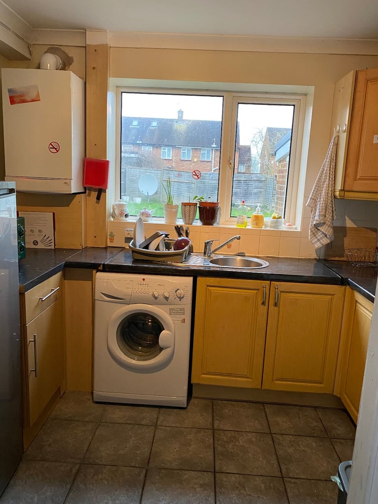 ALL BILLS INCLUSIVE Single Room in UB8 Cowley, Uxbridge