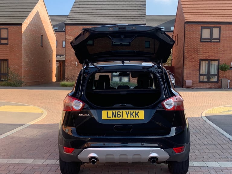Ford, KUGA, Estate, 2011, Manual, 1997 (cc), 5 doors