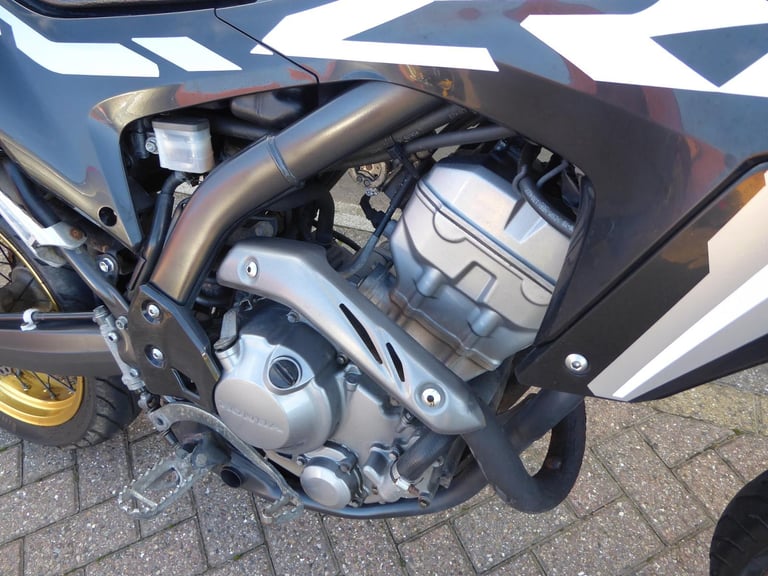 HONDA CRF 250 SUPER MOTO 63 REG LOW MILES TIDY BIKE MOT TILL 6,6,26