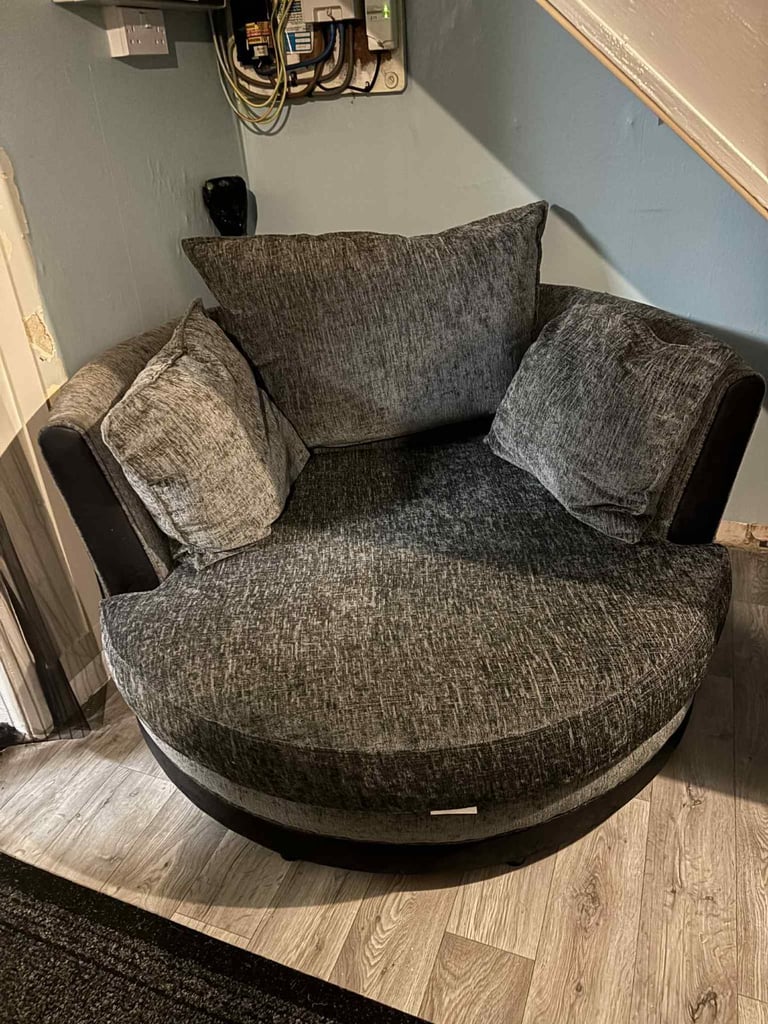 Dfs sofa and cuddle chair 