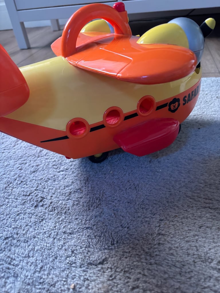 early learning centre safari plane