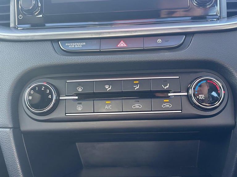 2022 Kia XCeed 1.0 T-GDi 2 SUV 5dr Petrol Manual Euro 6 (s/s) (118 bhp) HATCHBACK Petrol Manual