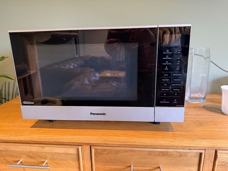 image for Panasonic Flat Bed Microwave 