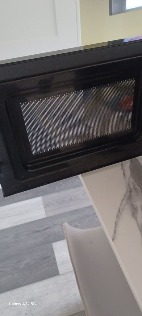 Russell Hobbs microwave 