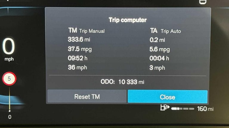 2025 Volvo XC40 2.0 B3P Ultra Dark 5dr Auto ESTATE PETROL Automatic